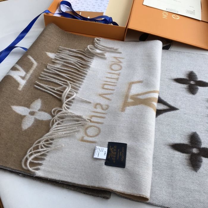 Louis Vuitton Scarf LV00035